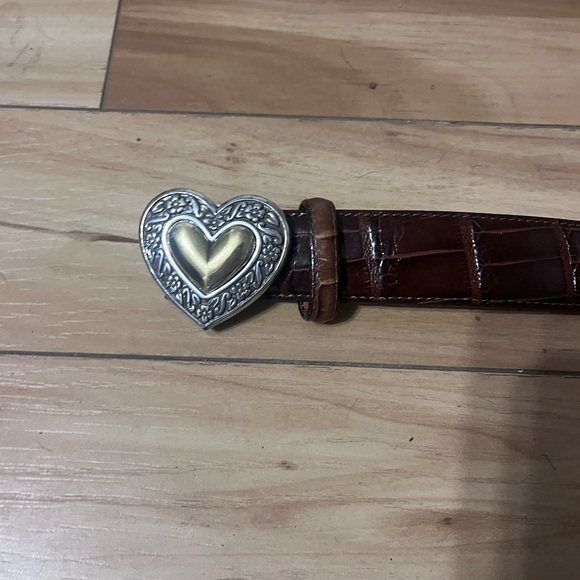 Brighton Brown Croc-Embossed Leather Belt with Silver Heart Buckle - Picture 2 of 7